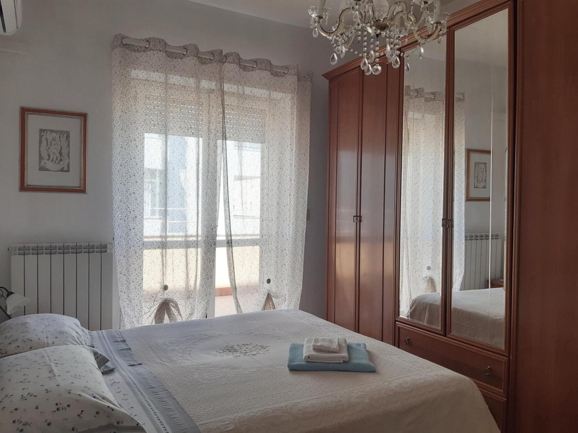 Apartamento La Terrazza Sul Mare Montesilvano Marina Exterior foto
